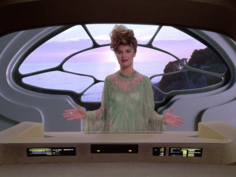 Illustration for article titled Los trajes más locos e increíbles de Star Trek: La nueva generación
